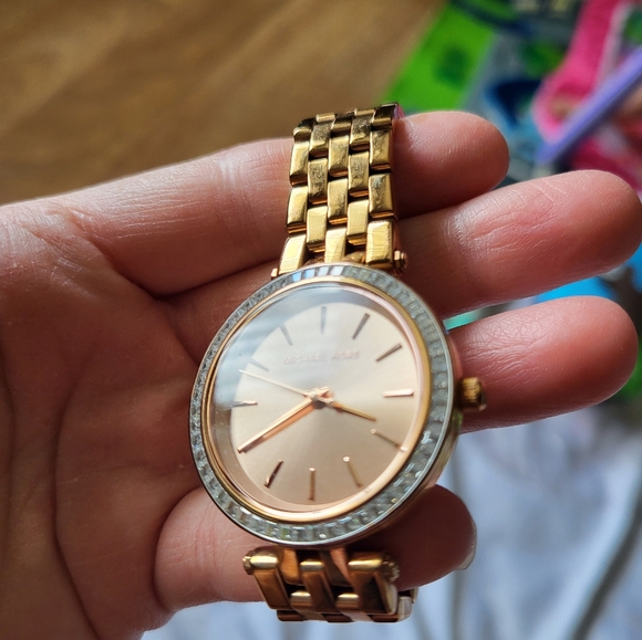 Michael Kors Mini Darcy - Picture 10 of 10